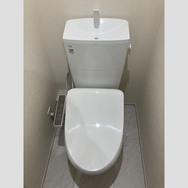 リーブルファイン柏高田2階 トイレ