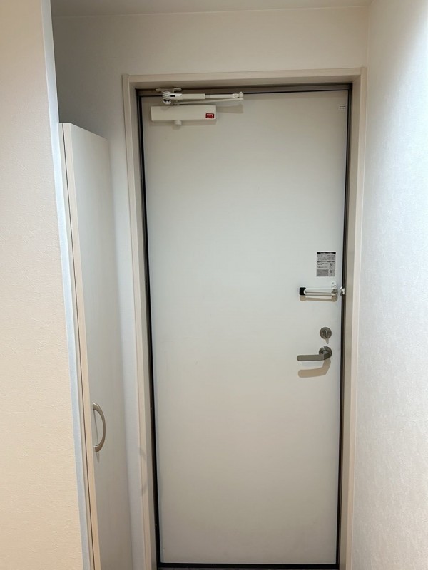 アベニール東柳田町 玄関
