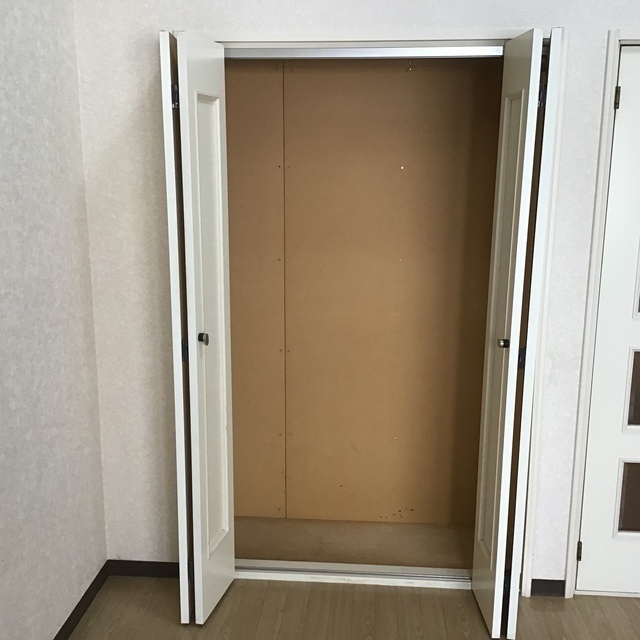 Kフレール208号室 内観