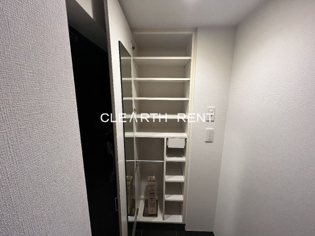 グラーサ銀座イースト 大容量のシューズクローゼット