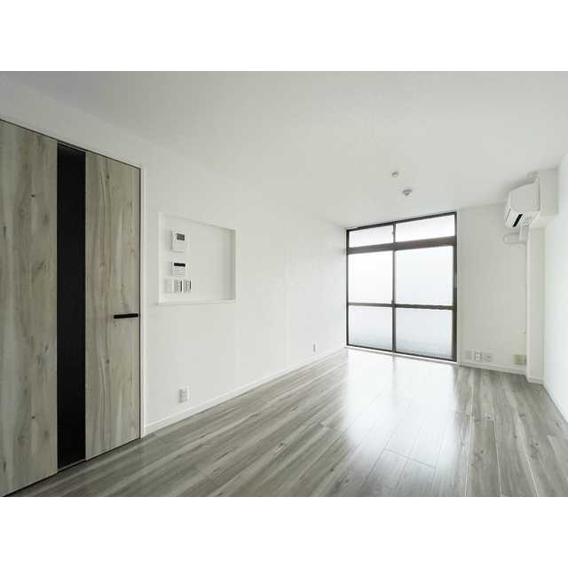 第六竹石マンション301号室 リビング