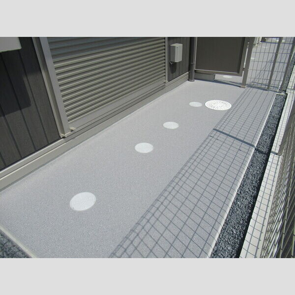 N・D-ROOM KARABE103号室 専用庭
