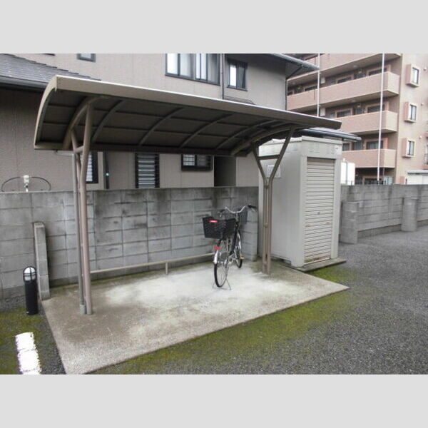 ヴィクトワール　Ⅱ101号室 駐輪場