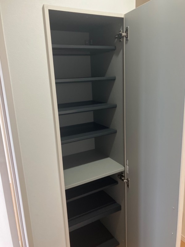 Ｒ－ＢＡＳＥ2階 玄関