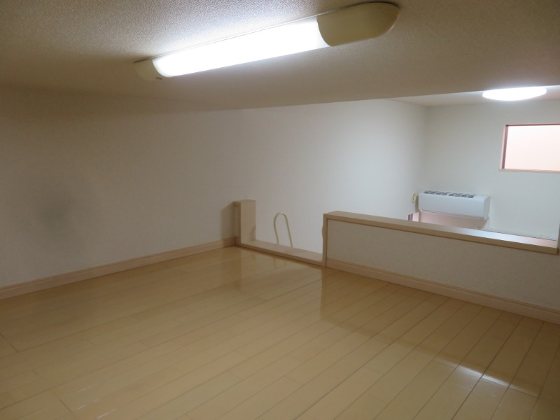 ドミール本郷台Ⅱ ＊別号室の写真となります。