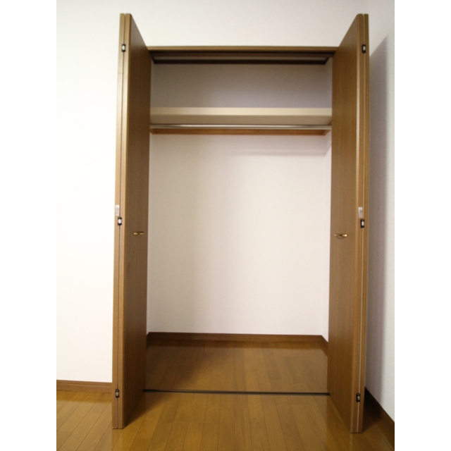 アンプルール フェール リリエンハイムⅡ クローゼット