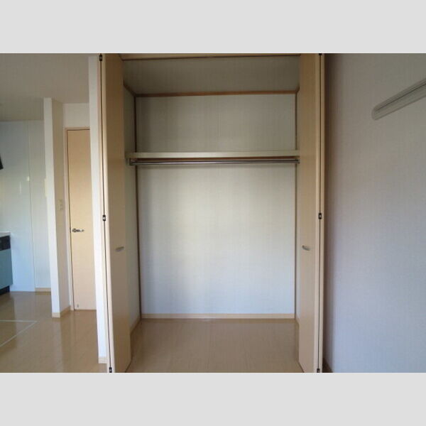 エピナールラフィネ 居室クローゼット