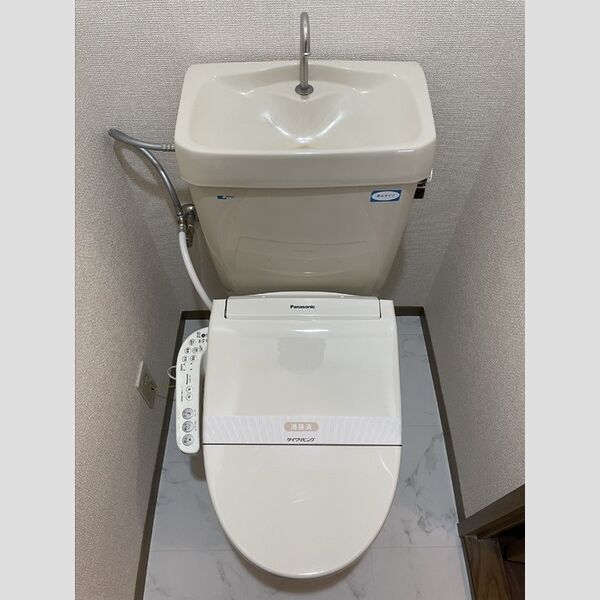 ヴェラクレスト　壱番館 温水洗浄便座