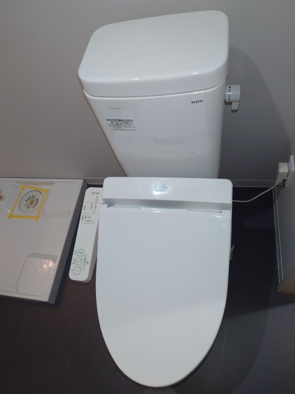 ルミエール1階 トイレ