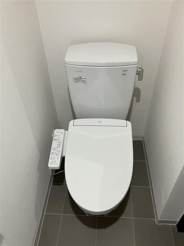 プラウドフラット白金高輪1201号室 トイレ