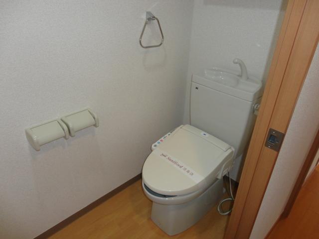 サニーレジデンス シャワー付トイレ