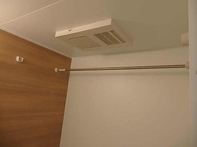 persimmon（パーシモン）101号室 浴室乾燥機