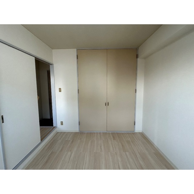 三ツ和マンション301号室 内観