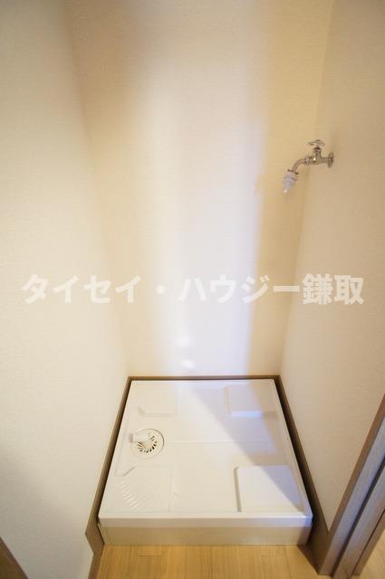 メゾン・ピエール・プルミエ0203号室 室内洗濯機置き場あり！洗濯盤もございます！