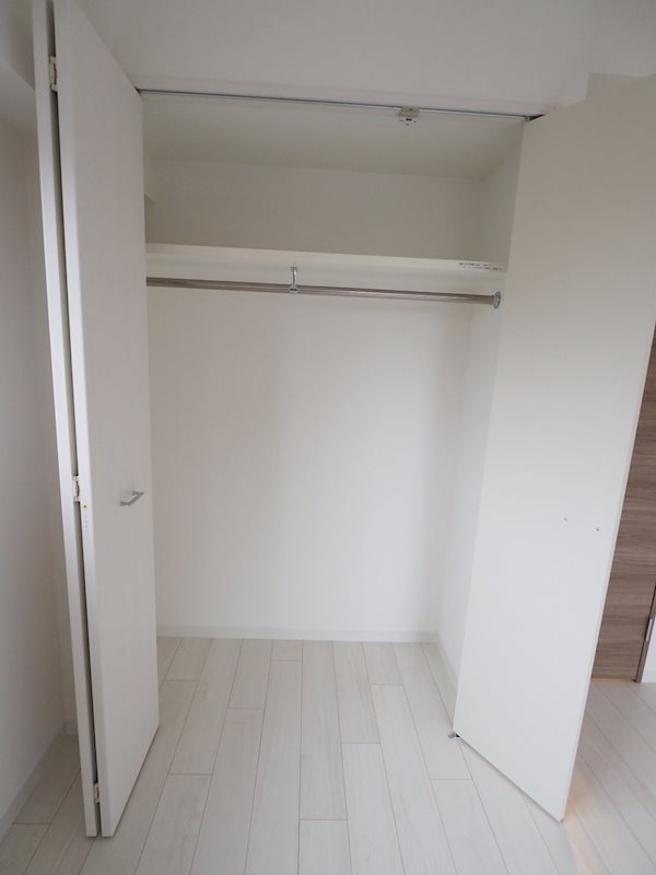 レジディア国立4階 収納