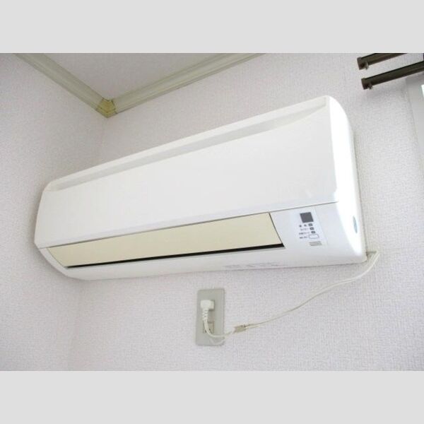 ラークヒルズ　A201号室 エアコン