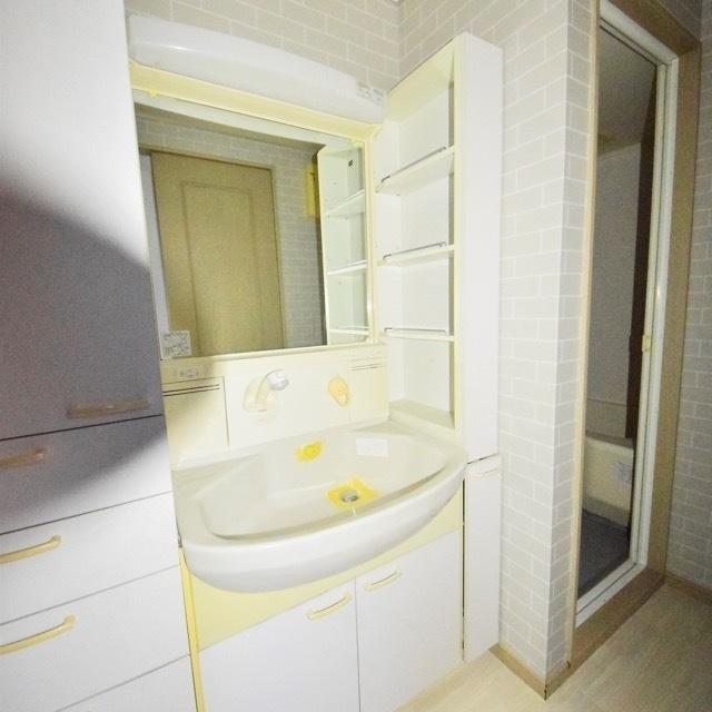 ラ・リュエル笹塚 洗面所