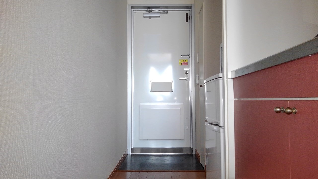 レオパレス市原Ｃ101号室 玄関