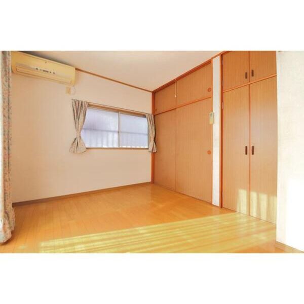 千葉市若葉区みつわ台5丁目賃貸 リビング