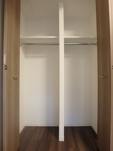 セレニティコート虎ノ門7階 ◆クローゼット◆