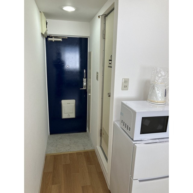 ＳＵＲＦ　ＨＯＵＳＥ212号室 内観