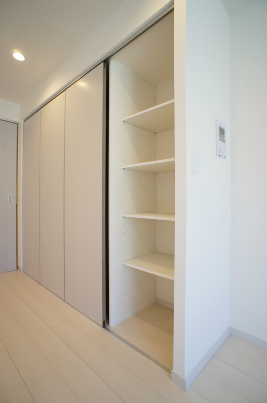 リブリ・シャトー・デ・ザール Ⅵ 収納