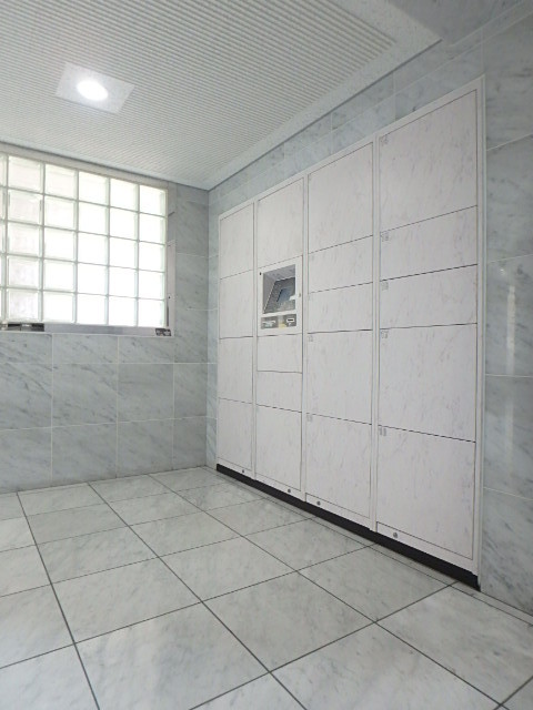 グランド・ガーラ横濱万世町6階 宅配ボックス