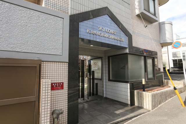 スカイコート神奈川新町1101号室 エントランス