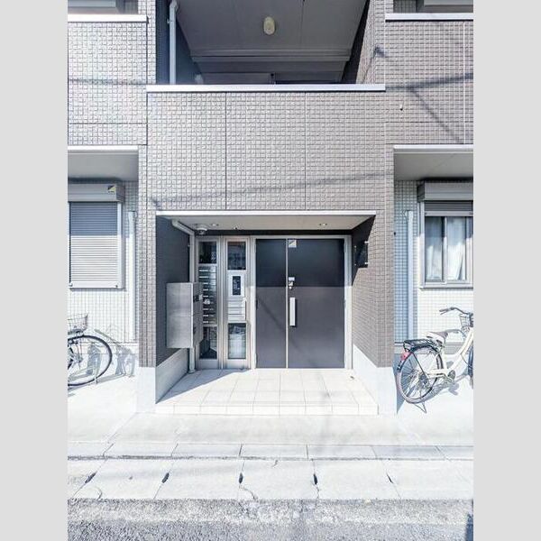 メゾン・アサヒ203号室 エントランス