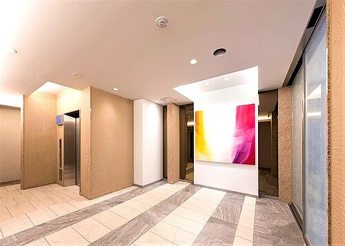 ライオンズミレス新中野7階 エレベーターホール