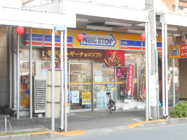 Ｂｌｕｅ　Ｓｔａｒ0101号室 ミニストップ中野鍋横店