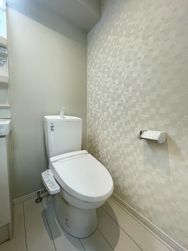 ノーブルワン1階 トイレ