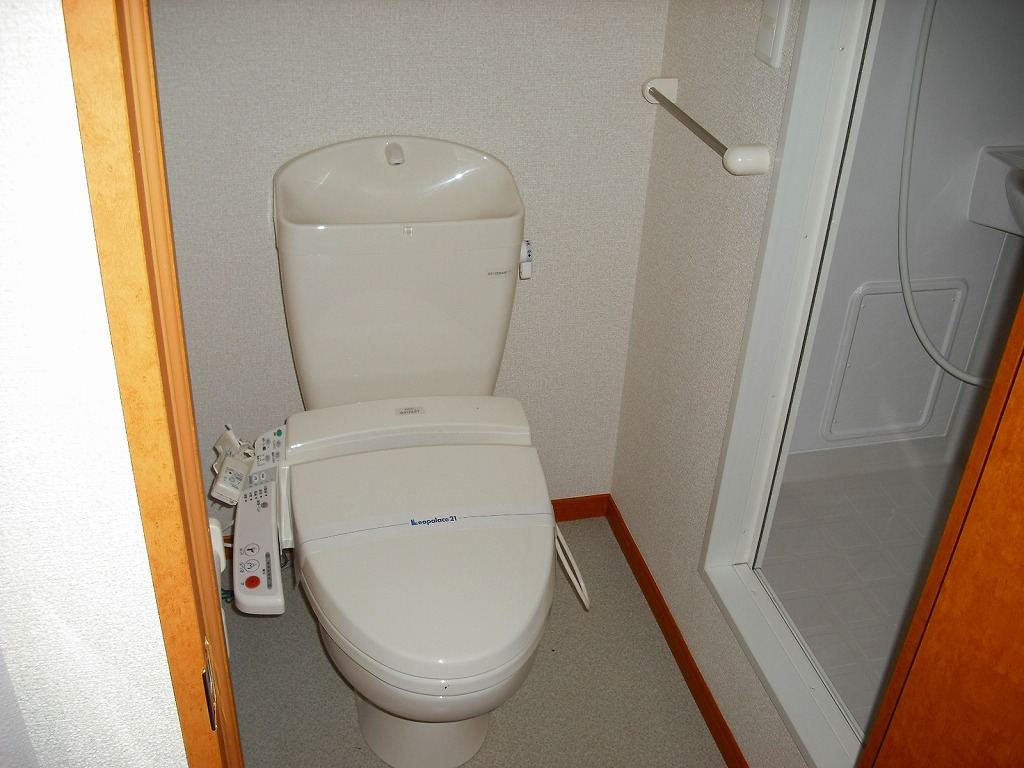 レオパレスオープンハウス２１203号室 駐輪場