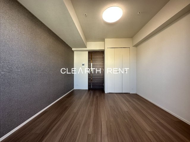 コンシェリア ＫＡＷＡＳＡＫＩ ＭＡＳＴＥＲ’Ｓ ＶＩＬＬＡ15階 7.3帖のフローリング居室