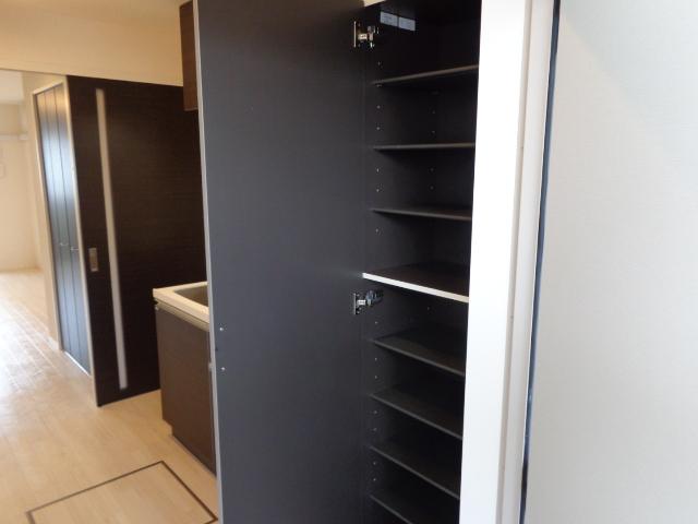 ヴィーナス（Venus）00103号室 シューズＢＯＸ