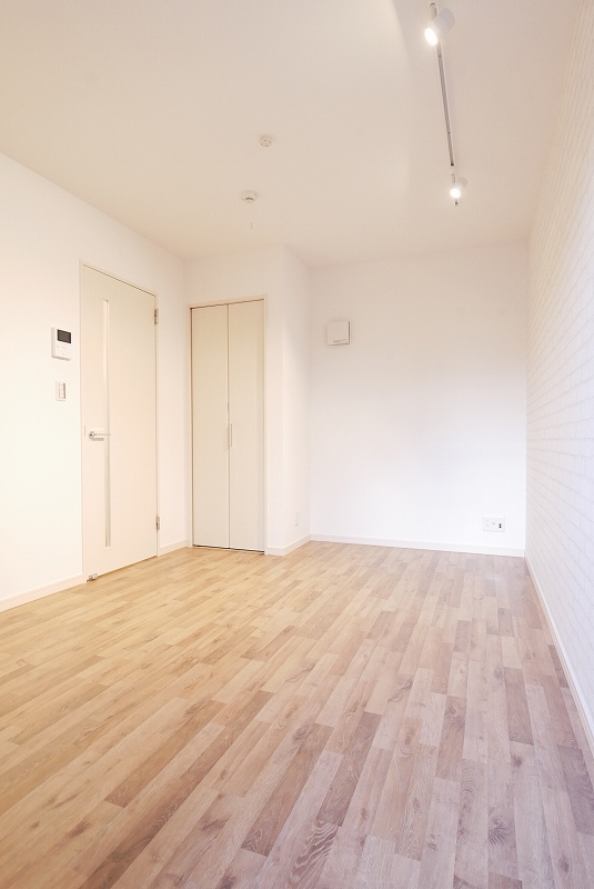 ベルメント東平賀 内観