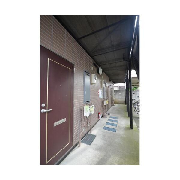 モア多摩 エントランス