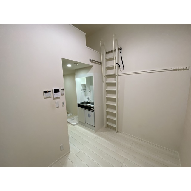 G・Aヒルズ金沢文庫 リビング