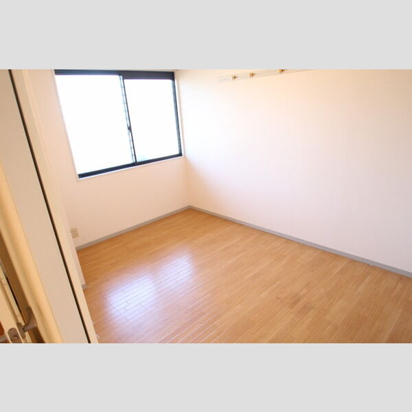 セジュール華仙201号室 洋室