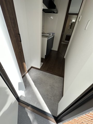 ベル エスペース シューズボックスは高さ可動式の大容量サイズとなっており女性にもおススメです♪