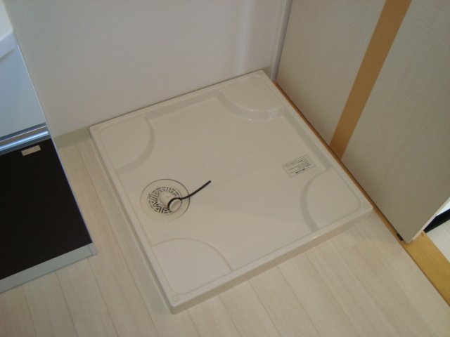 オリーヴ00102号室 洗濯機置場