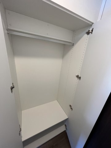 アジールコート板橋本町0503号室 収納
