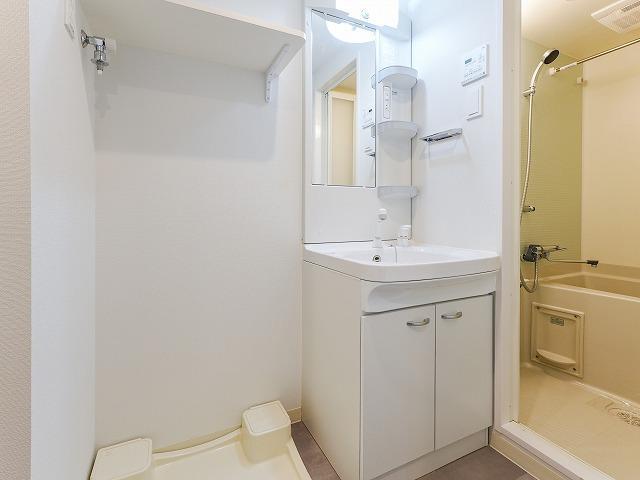 ジェノヴィア浅草Ⅴスカイガーデン6階 洗面所