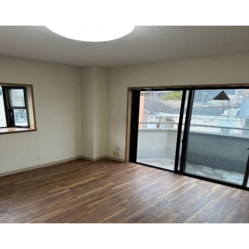 桜ハイツ ※別号室の写真となります。