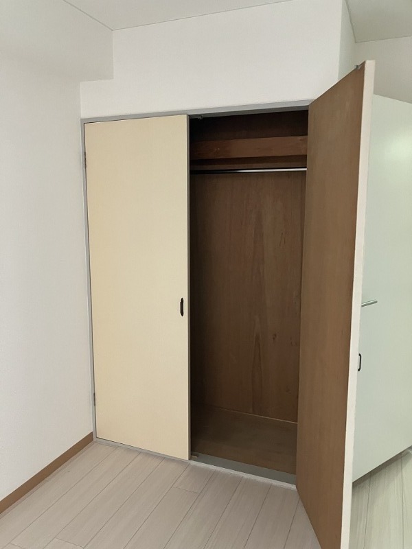 アミューズＦハウス4階 収納