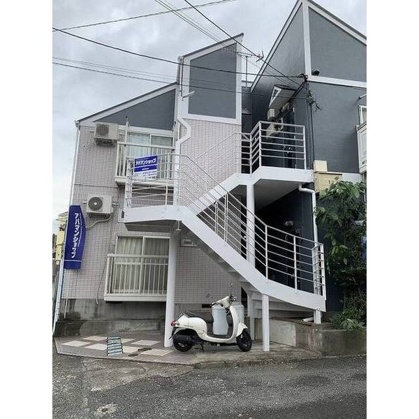 ジュネパレス伊勢原第01 外観