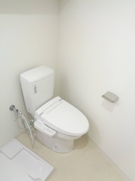 ラフィスタ横浜黄金町405号室 トイレ