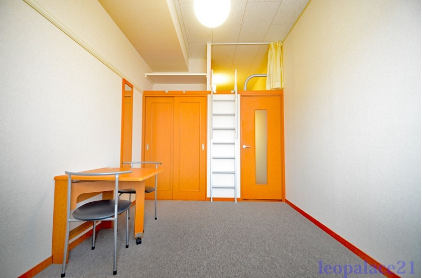 レオパレスサンステラ リビング