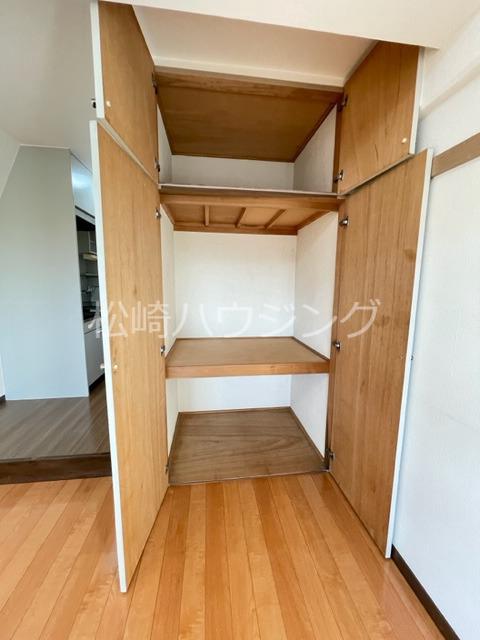 ツインフォーラムウエスト 収納