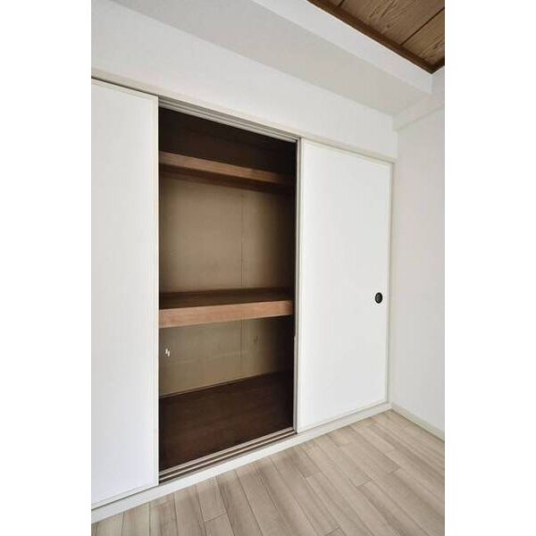 リバーサイドハウス桜台0403号室 収納